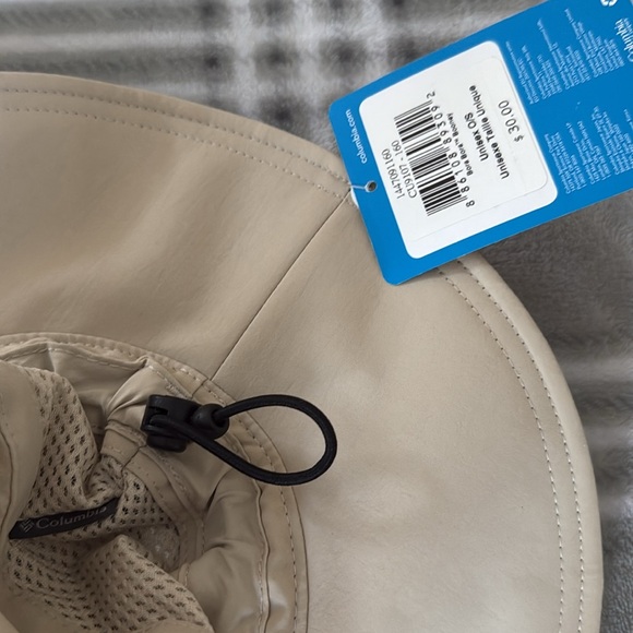 Columbia hat - Picture 3 of 5